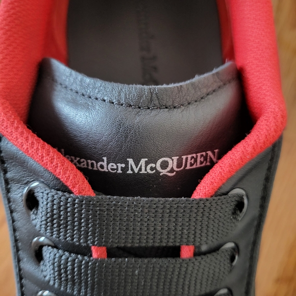 Alexander McQueen Black and Green Men's Shoes - Picture 6 of 14